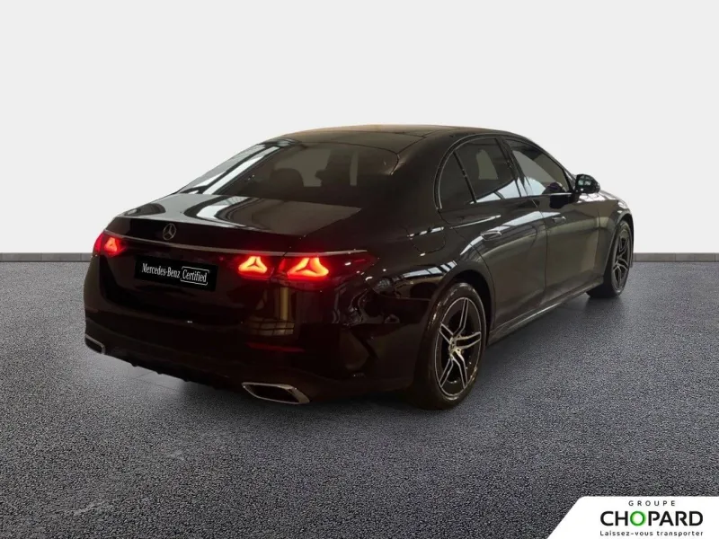 Image secondaire du véhicule 4