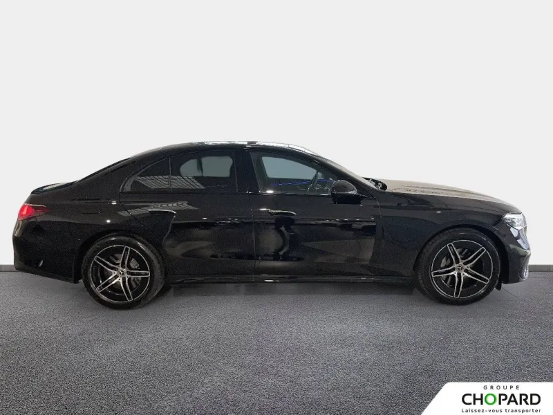 Image secondaire du véhicule 10