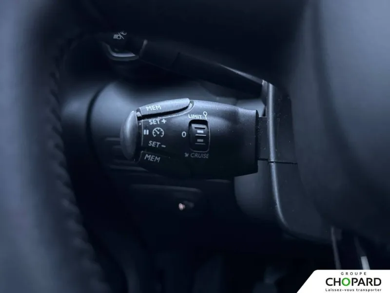 Image secondaire du véhicule 15