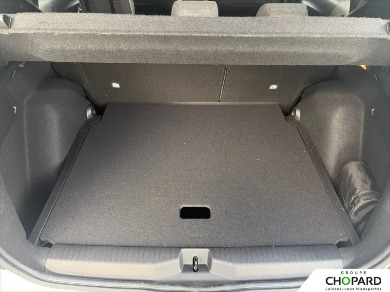 Image secondaire du véhicule 9