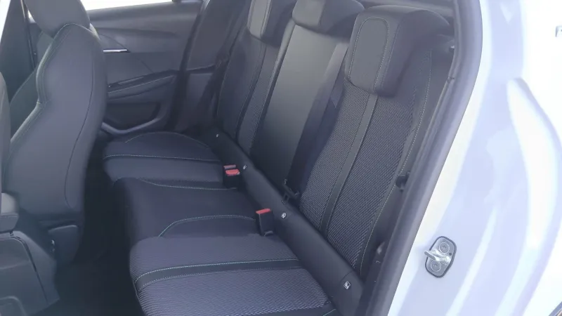 Image secondaire du véhicule 12