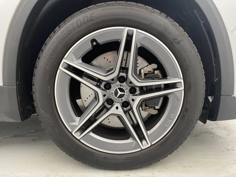 Image secondaire du véhicule 14