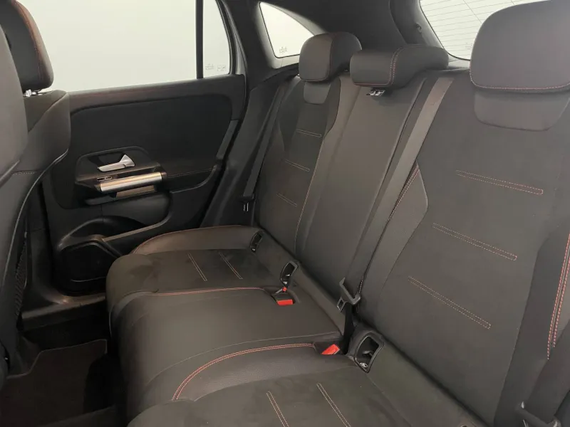 Image secondaire du véhicule 17