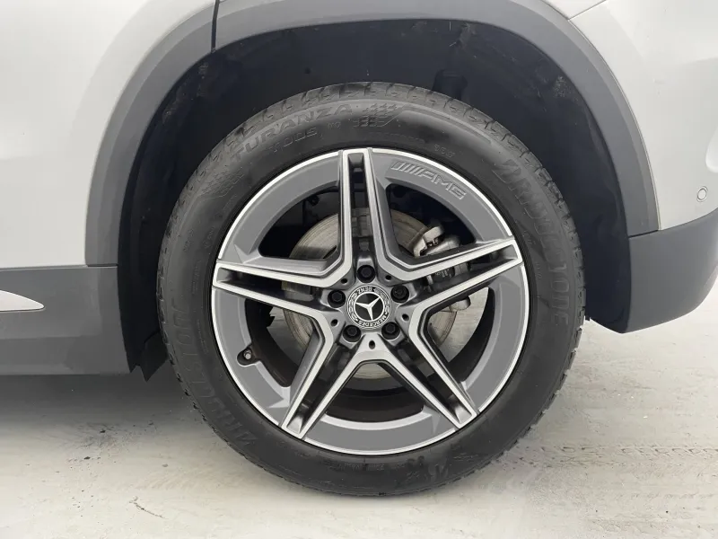 Image secondaire du véhicule 18