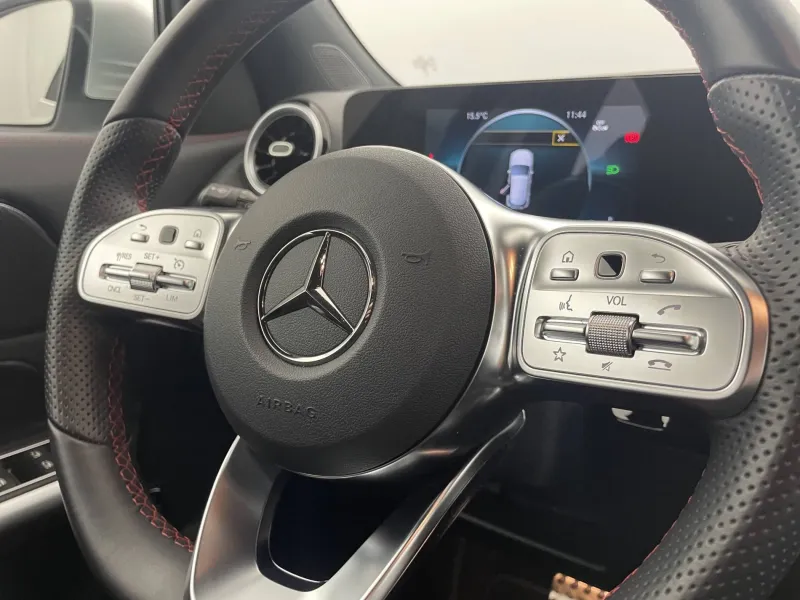 Image secondaire du véhicule 28