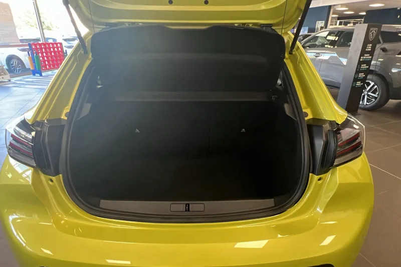 Image secondaire du véhicule 9