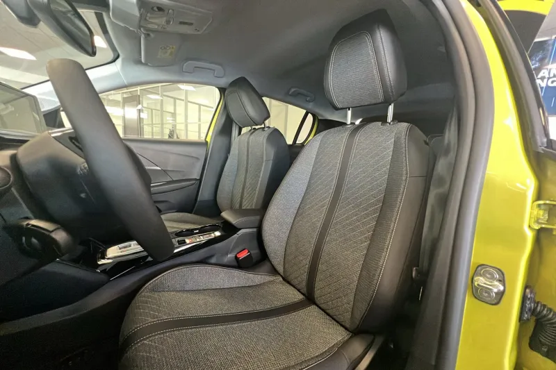 Image secondaire du véhicule 18