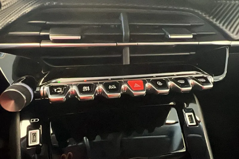 Image secondaire du véhicule 27