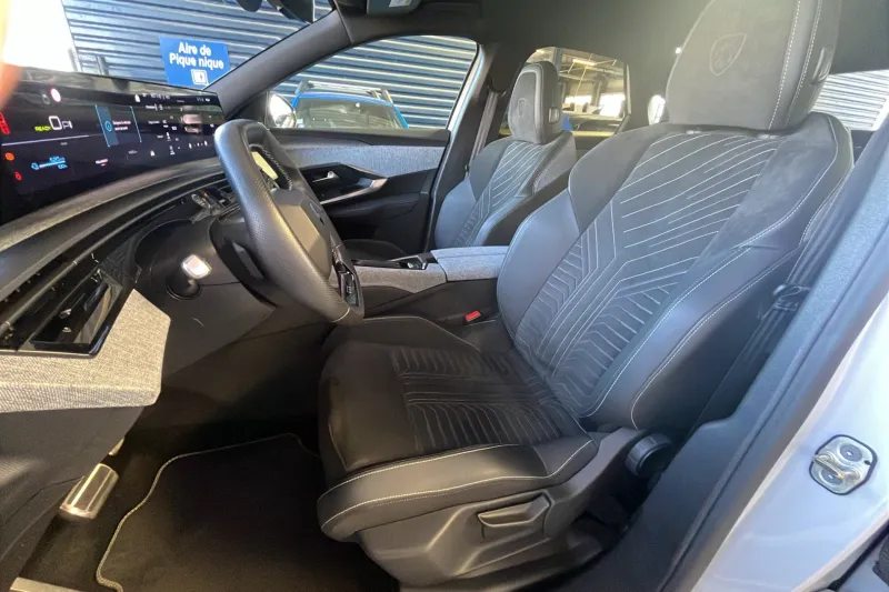 Image secondaire du véhicule 15