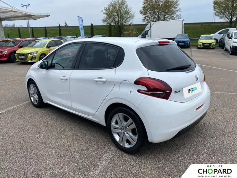 Image secondaire du véhicule 8