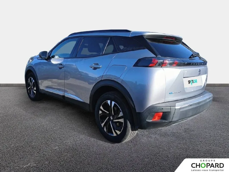 Image secondaire du véhicule 8