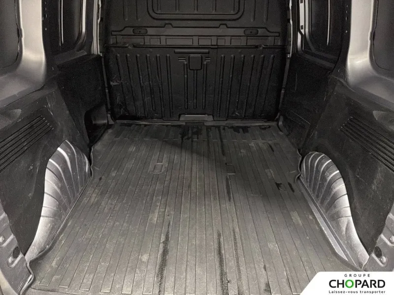 Image secondaire du véhicule 9