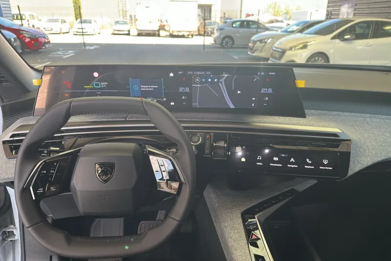 Image secondaire du véhicule 13