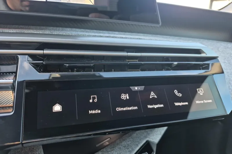 Image secondaire du véhicule 23