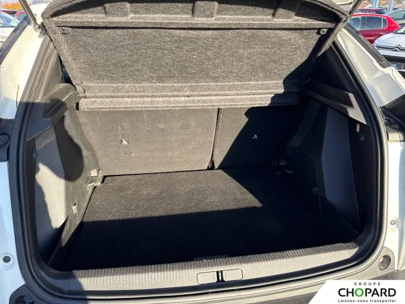 Image secondaire du véhicule 9