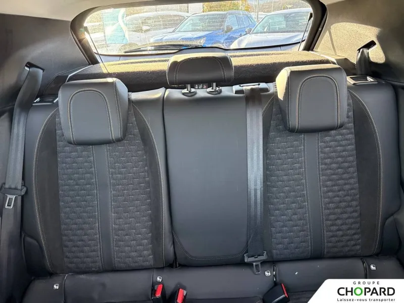 Image secondaire du véhicule 12