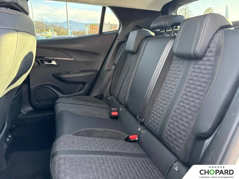 Image secondaire du véhicule 19