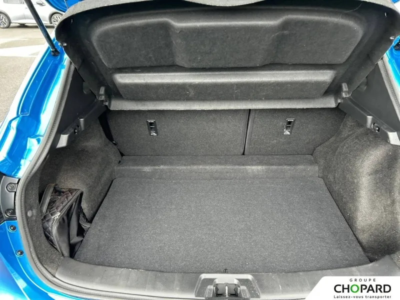 Image secondaire du véhicule 9