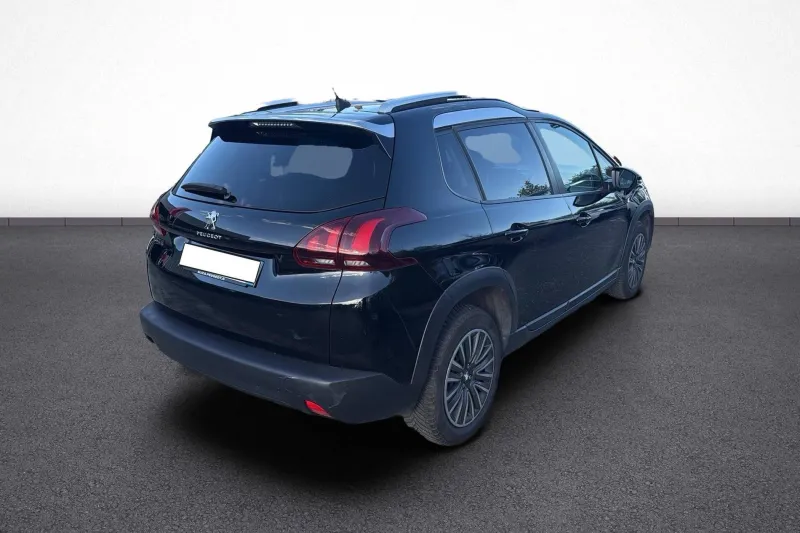 Image secondaire du véhicule 6