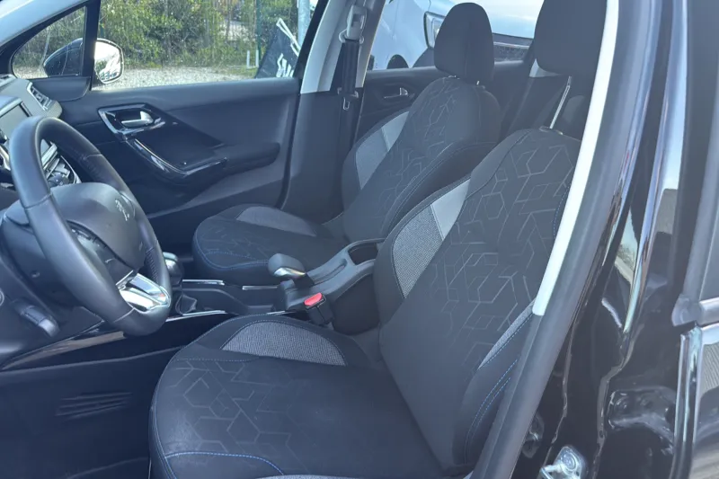 Image secondaire du véhicule 10