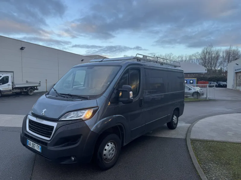 Peugeot-BOXER FOURGON-d'occasion chez Citroën Vienne