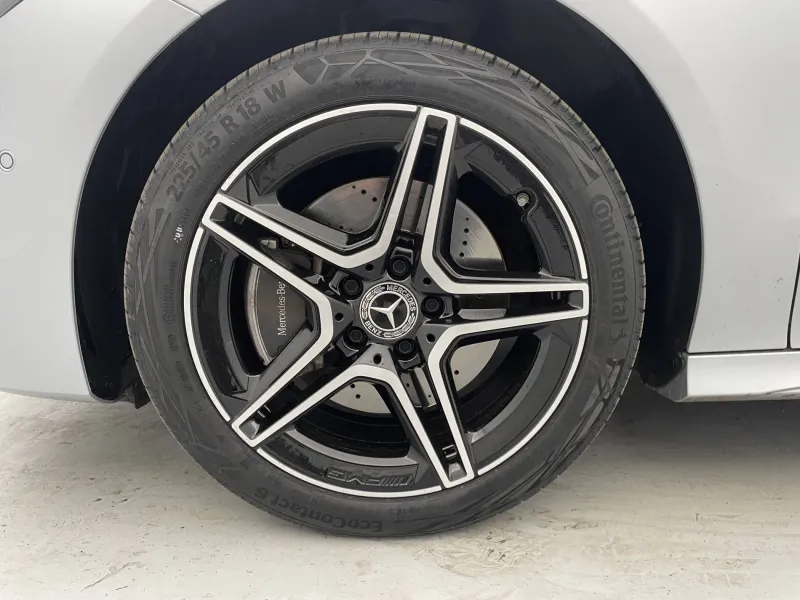 Image secondaire du véhicule 19