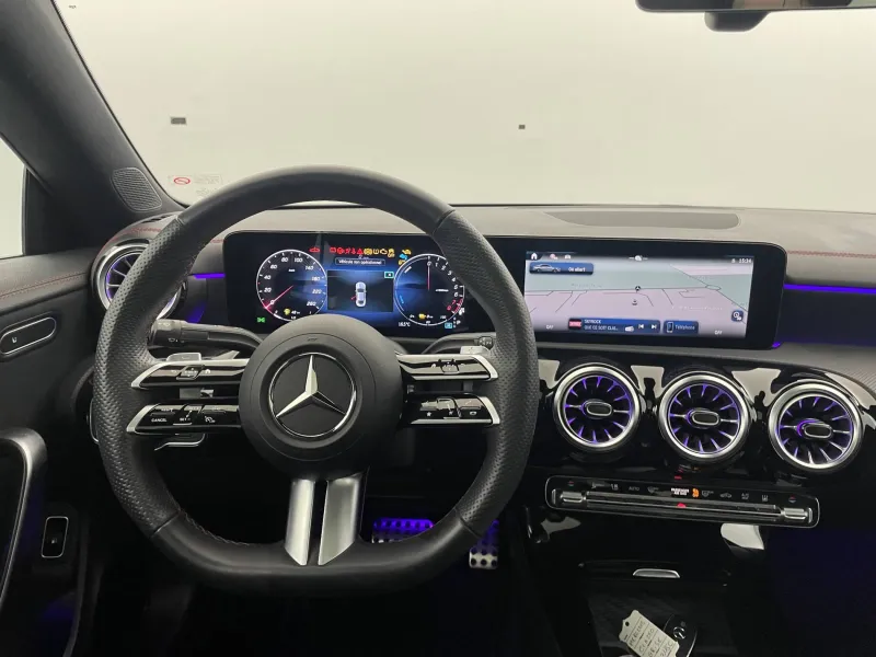 Image secondaire du véhicule 23