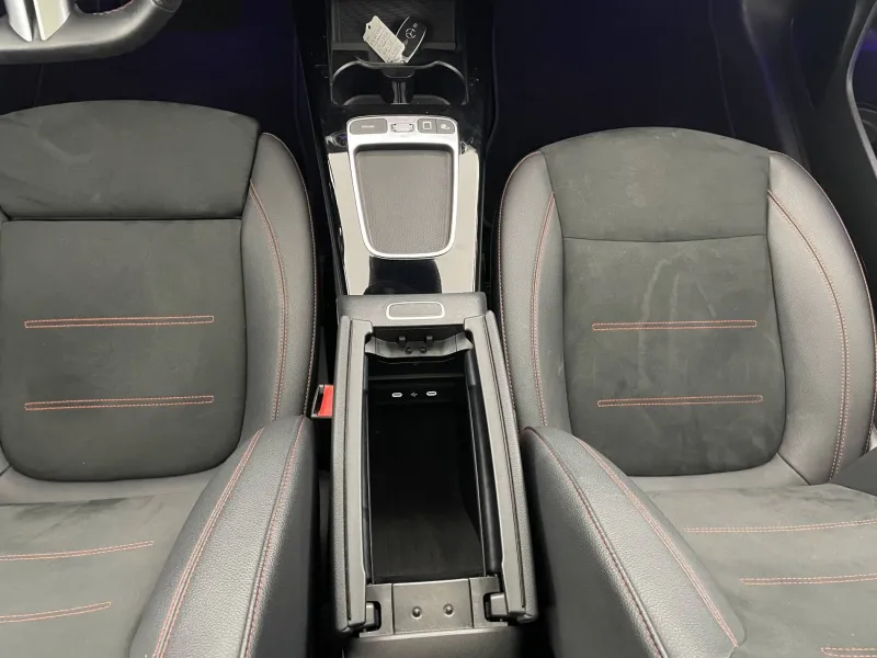 Image secondaire du véhicule 29