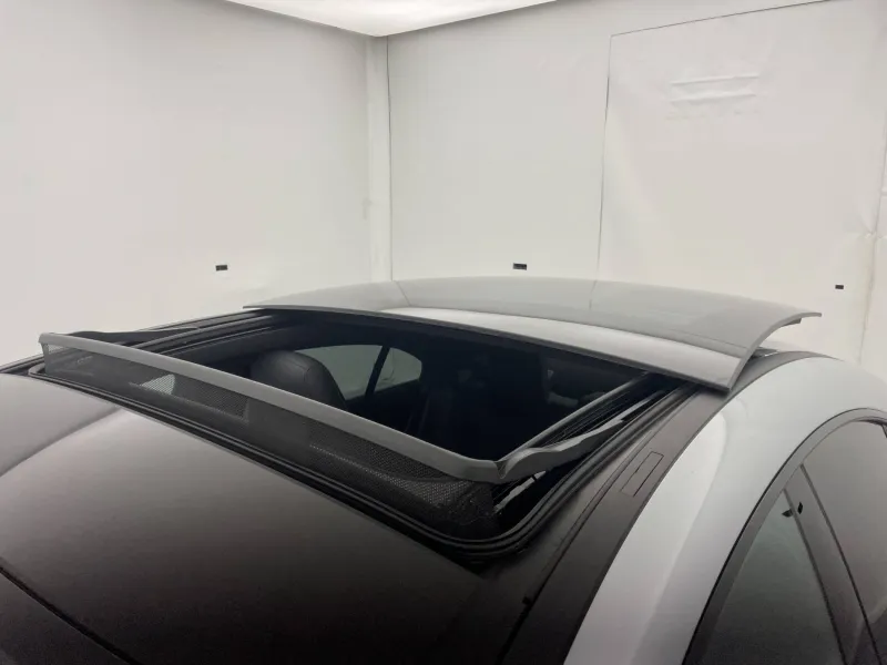 Image secondaire du véhicule 32