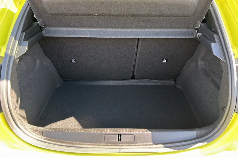 Image secondaire du véhicule 10