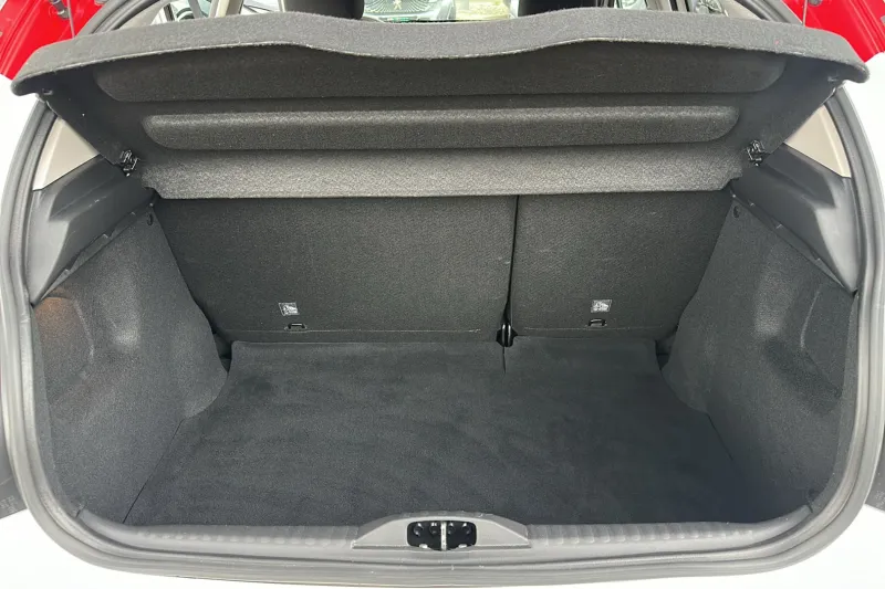 Image secondaire du véhicule 12