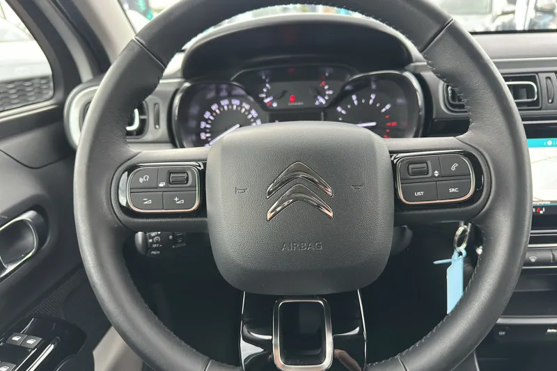 Image secondaire du véhicule 15