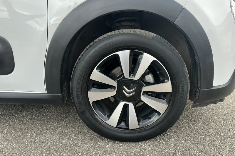 Image secondaire du véhicule 27