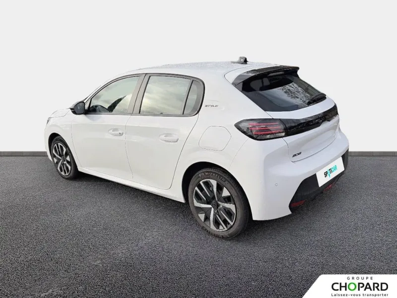 Image secondaire du véhicule 8