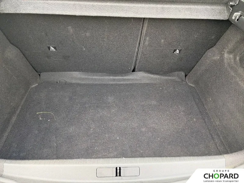 Image secondaire du véhicule 9