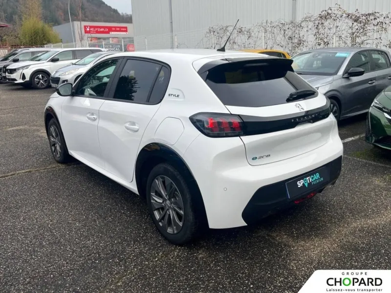 Image secondaire du véhicule 8