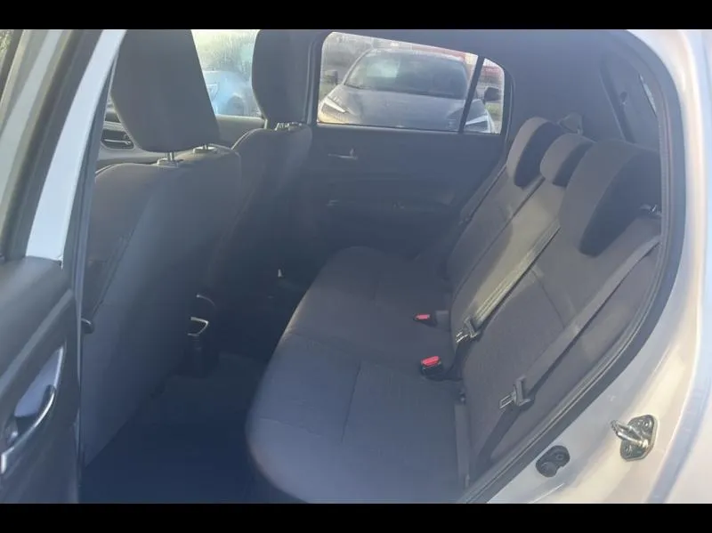 Image secondaire du véhicule 12