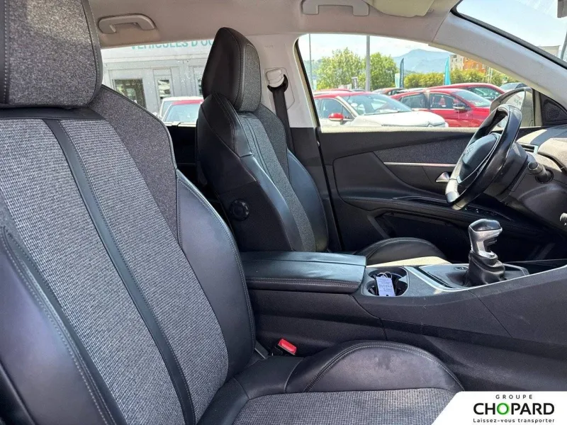 Image secondaire du véhicule 14