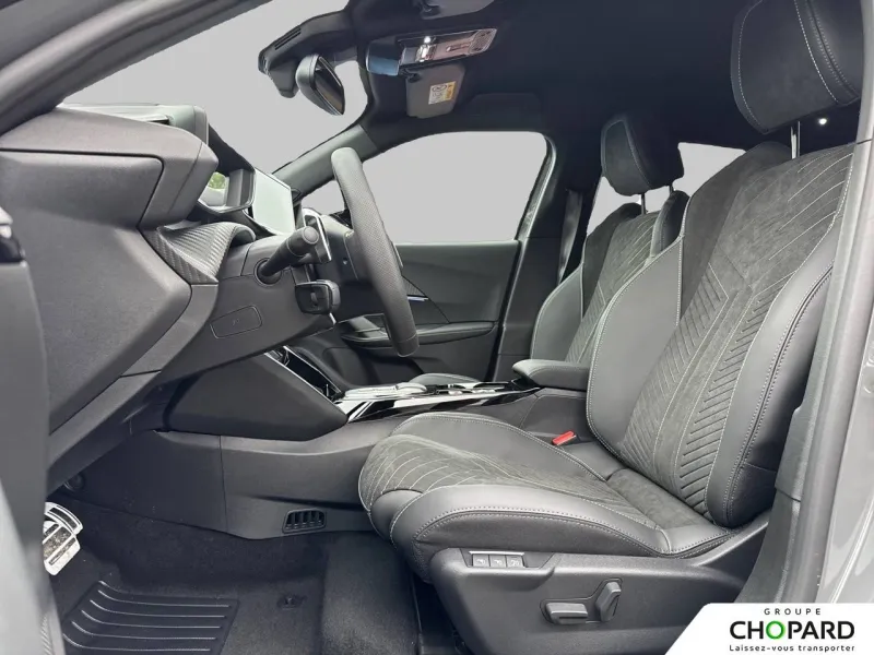 Image secondaire du véhicule 12