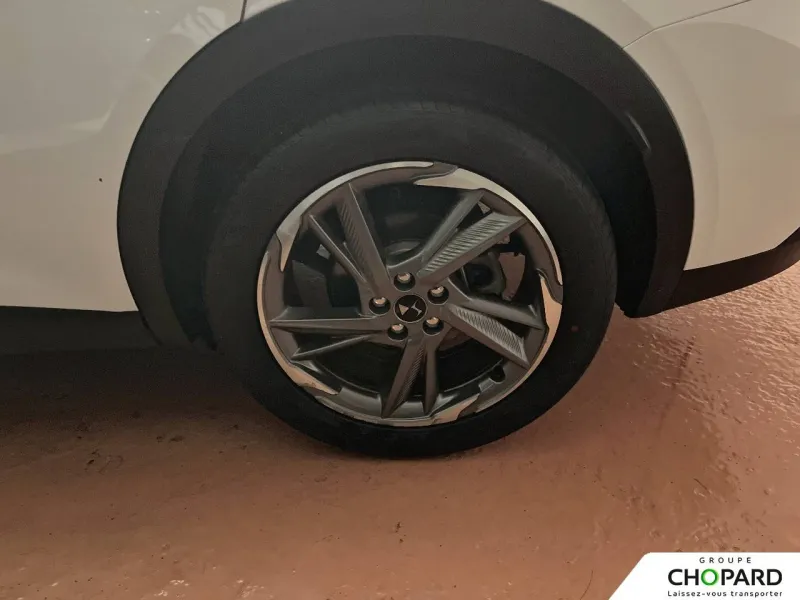 Image secondaire du véhicule 12