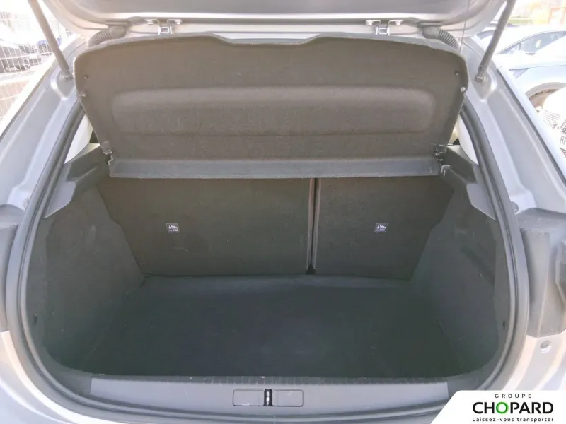 Image secondaire du véhicule 7