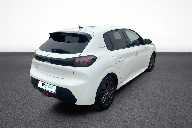 Image secondaire du véhicule 7