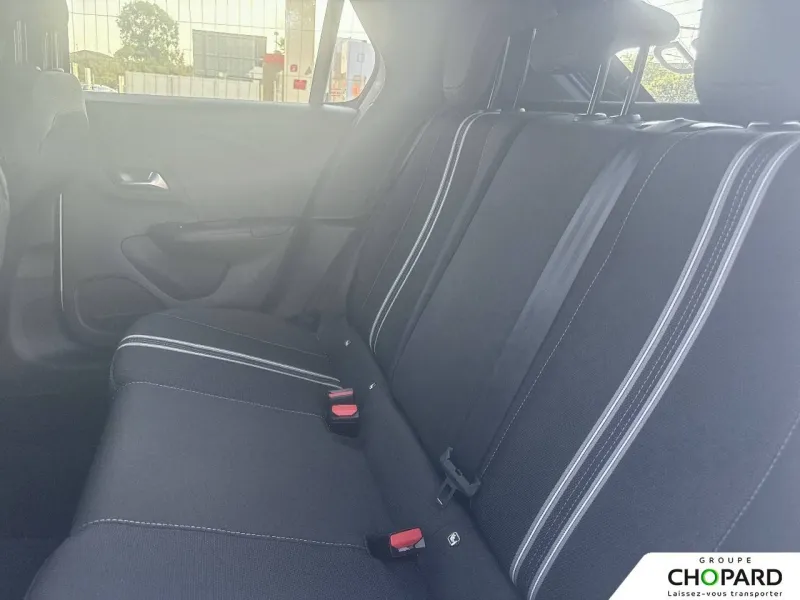 Image secondaire du véhicule 16