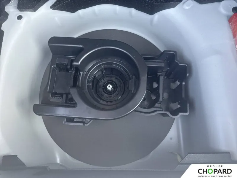 Image secondaire du véhicule 23