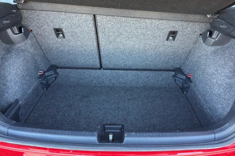 Image secondaire du véhicule 10