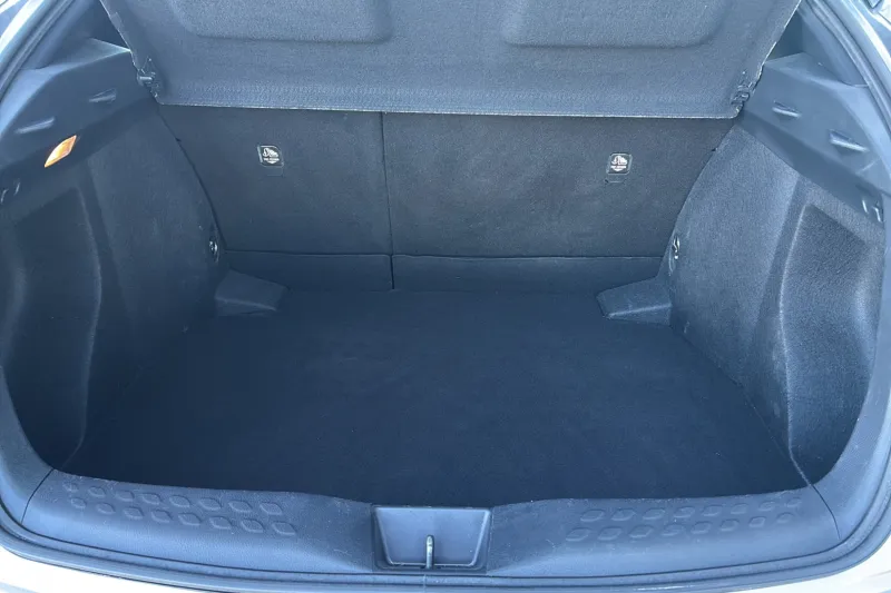 Image secondaire du véhicule 9