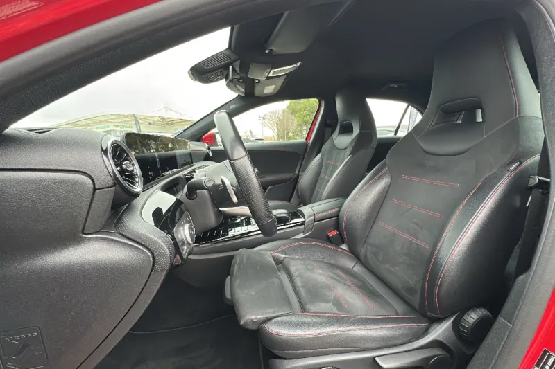 Image secondaire du véhicule 10