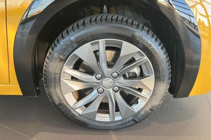 Image secondaire du véhicule 10