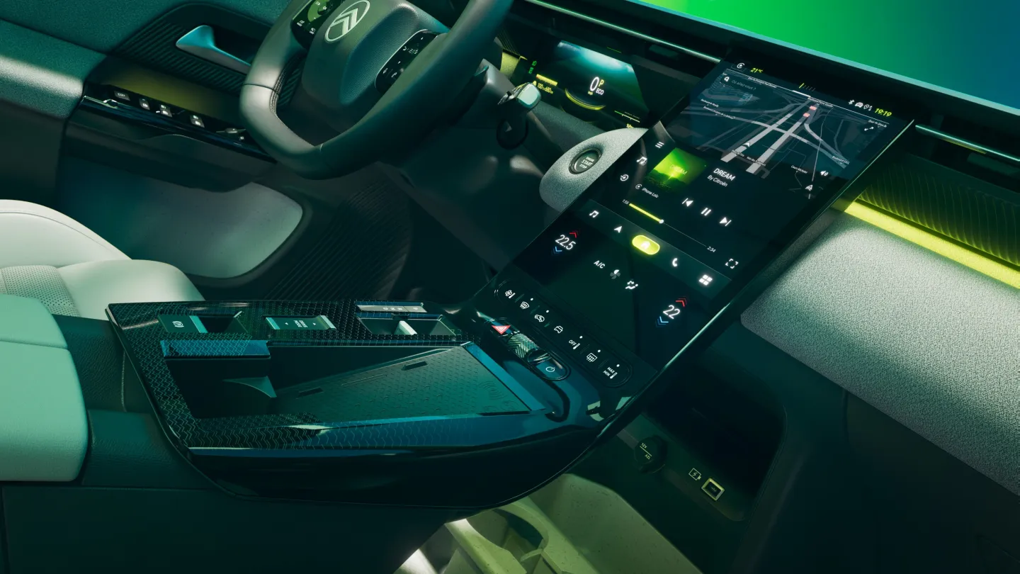 Citroën C5 Aircross : Ecran central vertical flottant