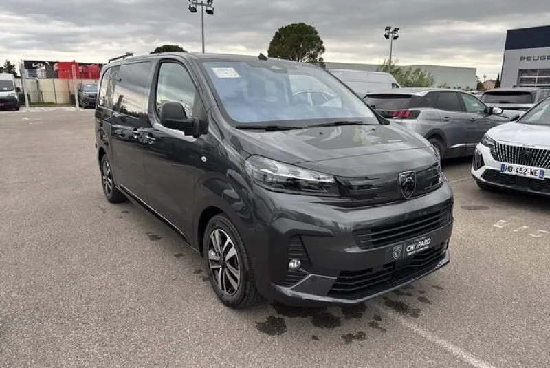 Image secondaire du véhicule 4